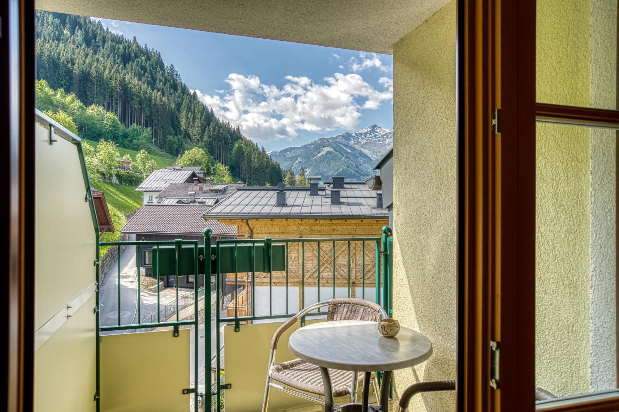 Deluxe Double Room Balcony