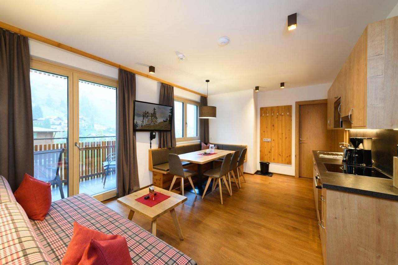 Two-Bedroom Apartment,737935570:JPEG