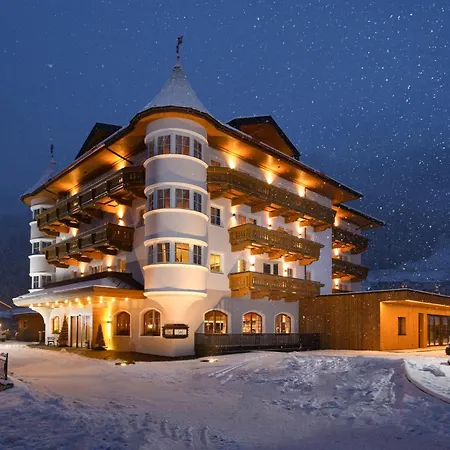 Hotel Bergzeit-2